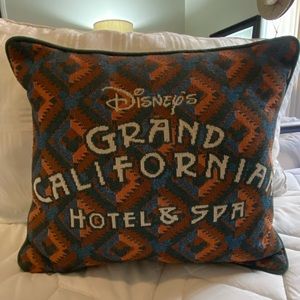 GRAND CALIFORNIAN HOTEL VINTAGE THROW ACCENT PILLOW